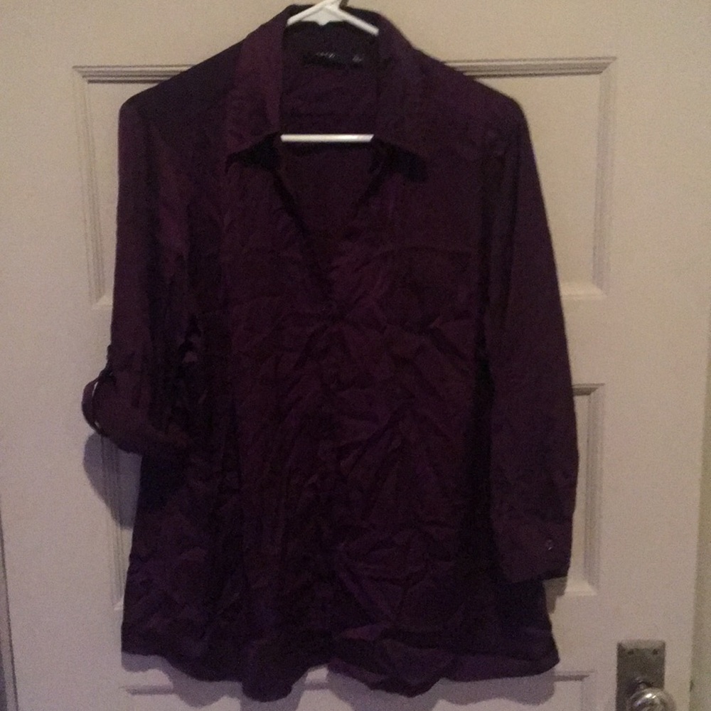 *SOLD* Deep vee silk feel top